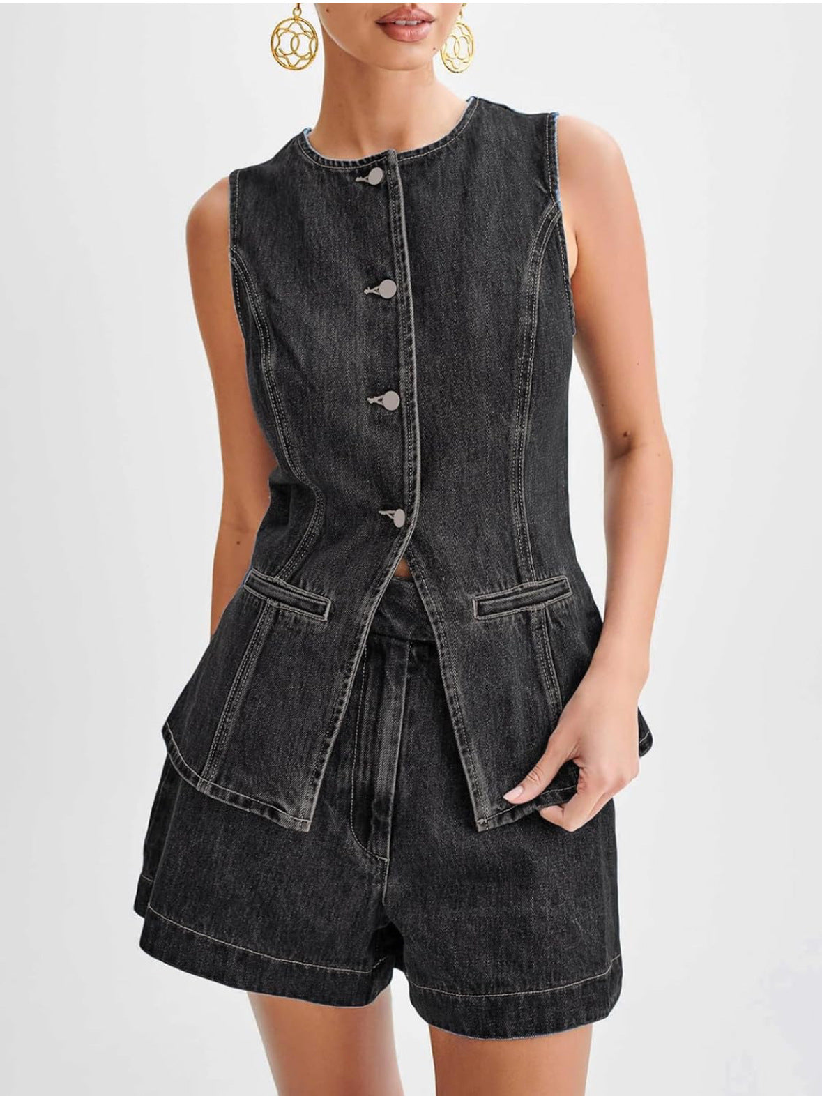 Combinaison short en denim sans manches à taille haute pour femmes