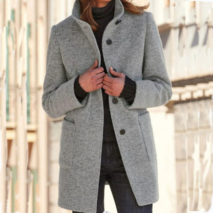 Manteau de laine boutonné