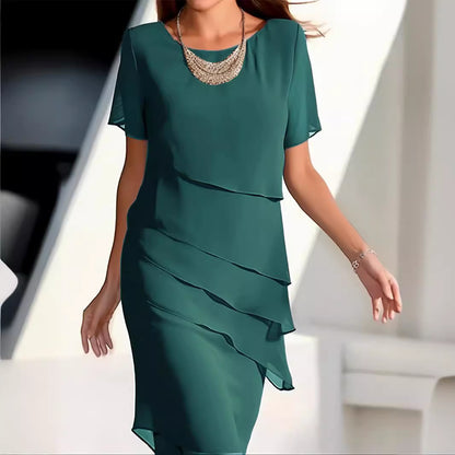 Robe à manches courtes à col ras du cou