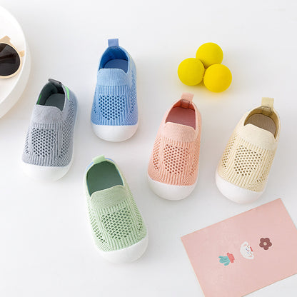 Chaussures de marche pour bébé en couleur