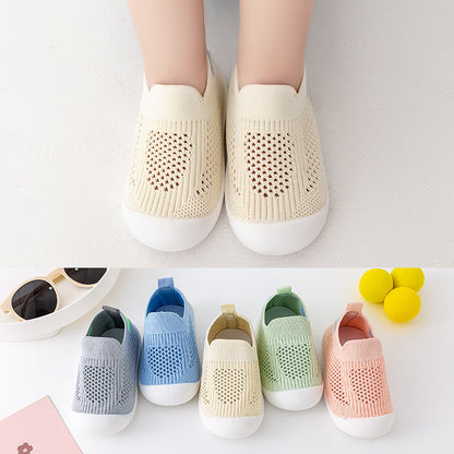 Chaussures de marche pour bébé en couleur