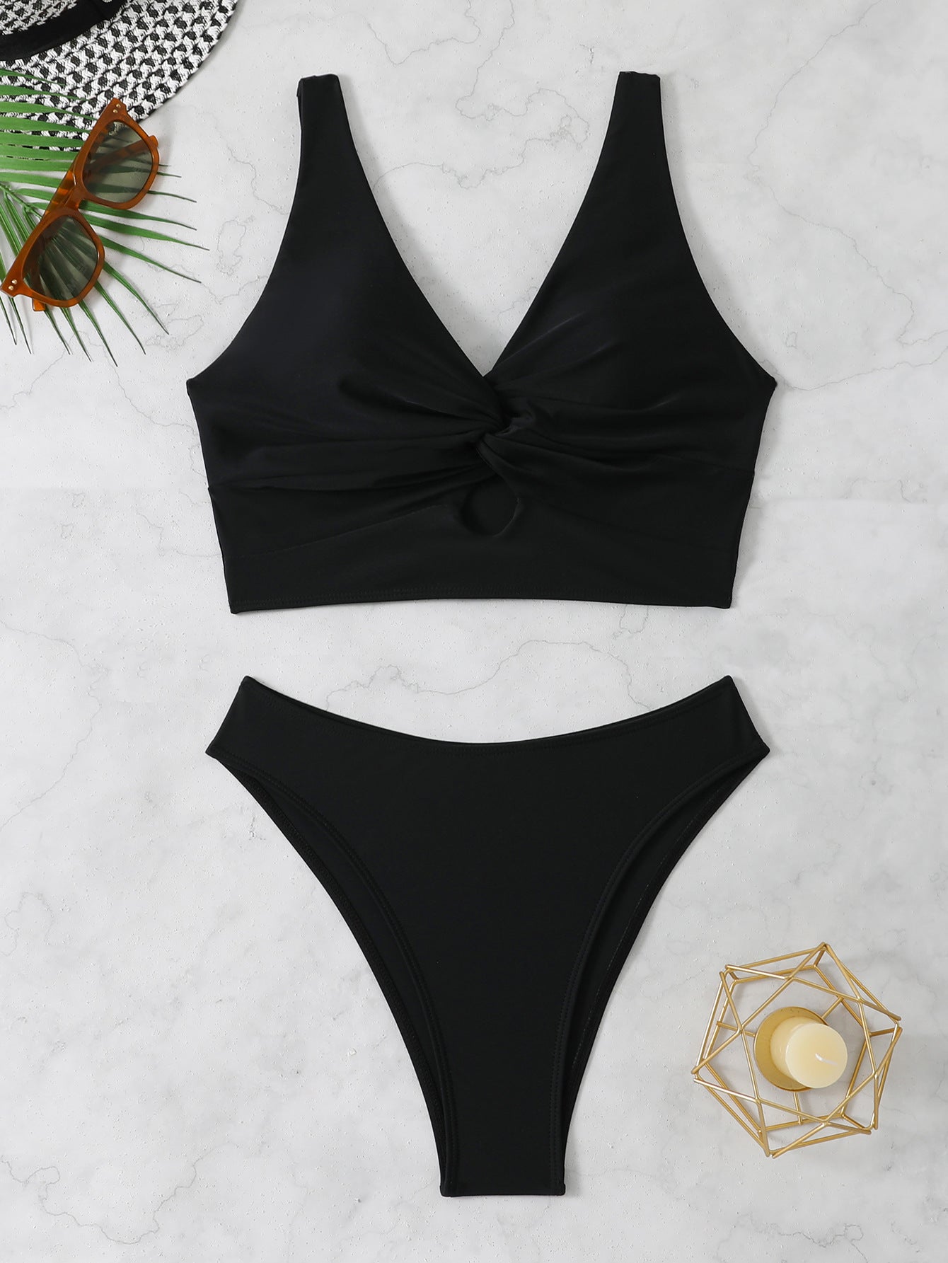 Maillot de bain bikini torsadé de couleur unie pour femmes