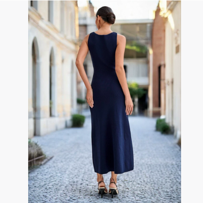 Robe en tricot sans manches