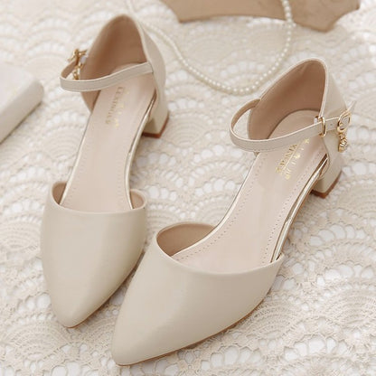 Chaussures à talons hauts et à bouts pointus pour femmes